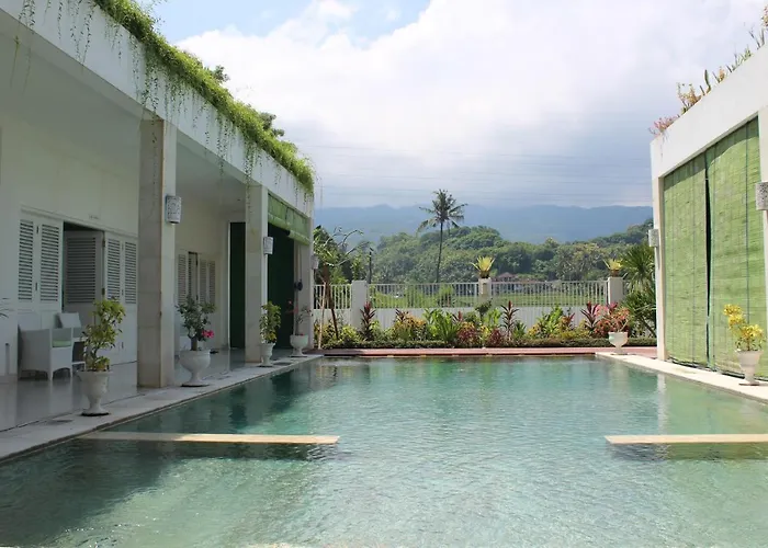 Guest house Putih